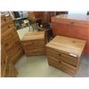 Image 8 : 4pce Bedroom Suite : Dresser 30'' x 50'' x 18'' Mirror 30'' x
