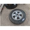 Image 1 : 225/70R16 Tire with 5 Bolt Rim. Off Hyundai Santa
