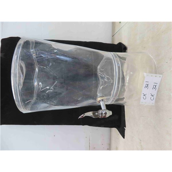 Plastic Beverage Dispensor 