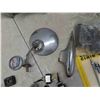 Image 9 : Chrome Side View Mirrors, 
