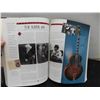 Image 8 : Gibson Guitars- 100 Years of America