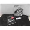 Image 1 : Hulk Hogan Autographed Photo 8x10". 