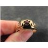 Image 8 : 10K Gold Diamond and Garnet Ring