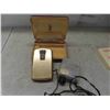 Image 2 : Vintage Zenith Miniature 75, Lighter, Schick Electric Shaver 