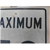 Image 7 : 2 Metal Street Signs: Maximum Speed Limit 50 + 70 , ' 