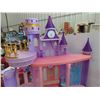 Image 7 : Disney Princess Castle 41'' x 36'' with Some Accessories 