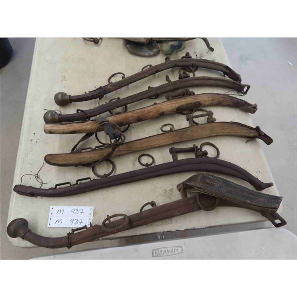 6 Horse Hames Including 2 Wood 
