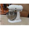 Image 4 : Kitchen Aid Mixer with Stainless Bowl & Beaters 