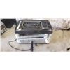 Image 2 : Moffats Portable Electric Stove, Vintage Tapes, Exterior