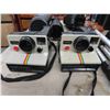 Image 2 : Camera Equipment : Polaroid, Lens, Flashes, Cases, Tripod 