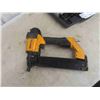 Image 3 : Bostitch 16 Gauge Air Stapler, Porter Cable 18 Gauge Air 