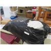 Image 2 : Tub with Insulated Tarp, Bag with Tarp or Cover of Some 