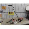 Image 1 : Black & Decker Electric Edger, Pruner, Edger 