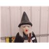 Image 2 : Halloween Witch Blow Mold 40'' Tall 