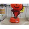 Image 4 : 2 Halloween Pumpkin Blow Molds 24'' Tall 