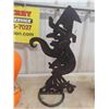 Image 3 : Metal Witch Silhouette , 2 Pumpkin Blow Molds 