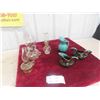 Image 1 : 3 Coal Oil Lamps, 3 Blue Mountain Style Pieces 