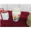 Image 3 : Vintage Tupperware, Measuring Glass, Salt/Peppers, 