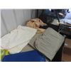 Image 4 : Rope, Tarp, Air Mattress Sheet, Air Mattress, Storage