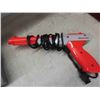 Image 3 : Nintendo Console with 2 Controllers, Zapper, 3 Games, 