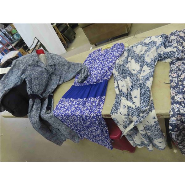 Vintage Ladies Dresses , Skirt with Top, Size Medium, 