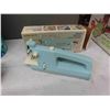 Image 9 : Purses, Evening Bags, Hat Box, Fur Like Collars, Travel Iron, 