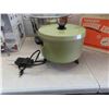 Image 2 : Automatic Electric Casserole Cooker, 5 Quart Chafing Dish