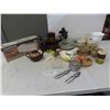 Image 1 : Vacuum Bag Sealer, Hamburger Press, Spice Jars & More 