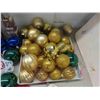 Image 2 : Christmas Decorations