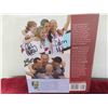 Image 2 : Autographed 'Ice Gold Canadas Curling Champions' Book 2014 , 