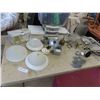 Image 1 : Light Fixtures, Taps, Shower Stall Basket & More 
