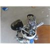 Image 2 : 7 Spalding Left Handed Golf Clubs with Bag and Cart