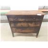 Image 1 : 3 Drawer Dresser 35'' x 32'