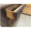 Image 5 : 3 Drawer Dresser 35'' x 32'