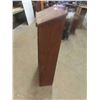 Image 3 : Wood Podium 48'' x 21 1/2'' x 11'' 