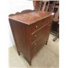 Image 1 : Dresser 4 Drawer 39'' x 34'' x 18'' 