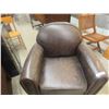Image 2 : Leather/Leather Style Comfy Living Room Chair 