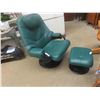 Image 1 : Leather/Leather Style Swivel Reclining Chair with 