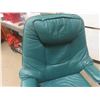 Image 3 : Leather/Leather Style Swivel Reclining Chair with 