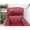 Image 3 : Leather/Leather Style Reclining Chair 