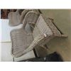Image 2 : 2 Wicker Chairs 