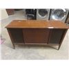 Image 1 : Westinghouse Cabinet Record/Radio Player with