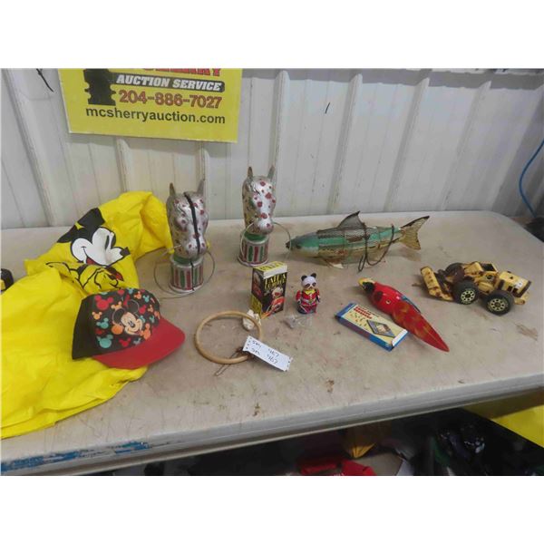 Wind Up Drummer, Metal Horse, Tiels Mickey Hat , 