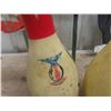 Image 6 : 2 Bowling Pins, 3 Wood Looney Tunes Yard Ornaments