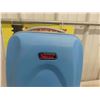 Image 3 : Air Canada Jazz Carry On, 2 Fans, Dust Buster