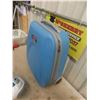 Image 4 : Air Canada Jazz Carry On, 2 Fans, Dust Buster