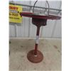 Image 2 : 2 Ashtray Stands
