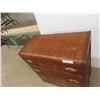 Image 3 : 3 Drawer Dresser
