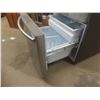 Image 13 : Samsung Stainless Steel French Door Refrigerator with Ice Maker,