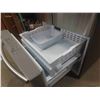 Image 14 : Samsung Stainless Steel French Door Refrigerator with Ice Maker,
